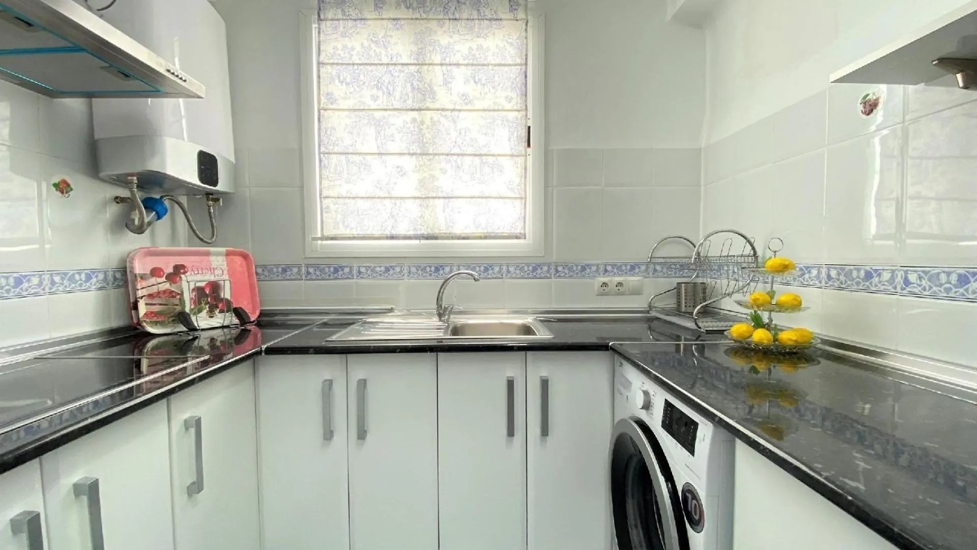 Apartment Ferienwohnung Fuer 4 Personen Ca 66 Qm In Nerja, Andalusien Costa Del Sol Spain